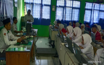 MAN 2 Ngawi Laksanakan Tes Kompetensi Akademik (TKA) Tingkat SMA/MA Tahun 2025